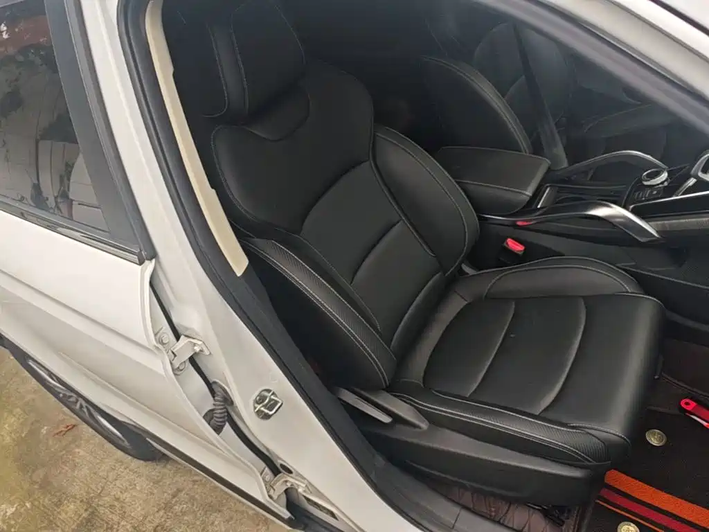 Geely Boyue — миниатюра 25