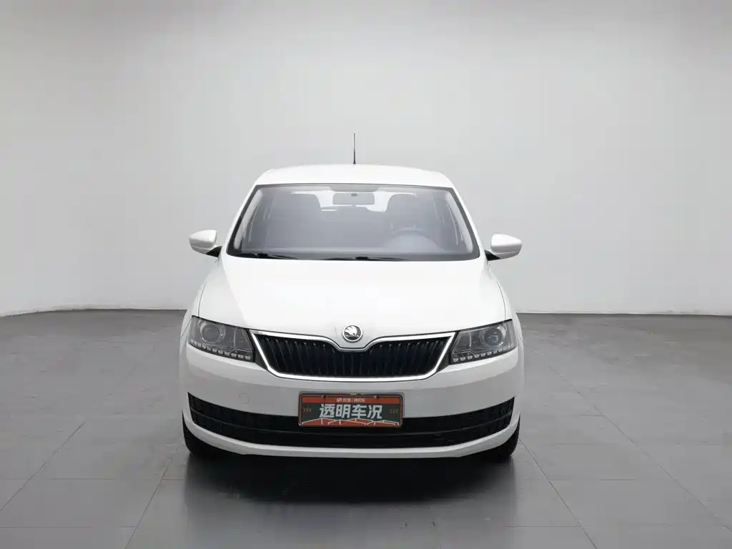 Skoda Rapid Spaceback — миниатюра 3
