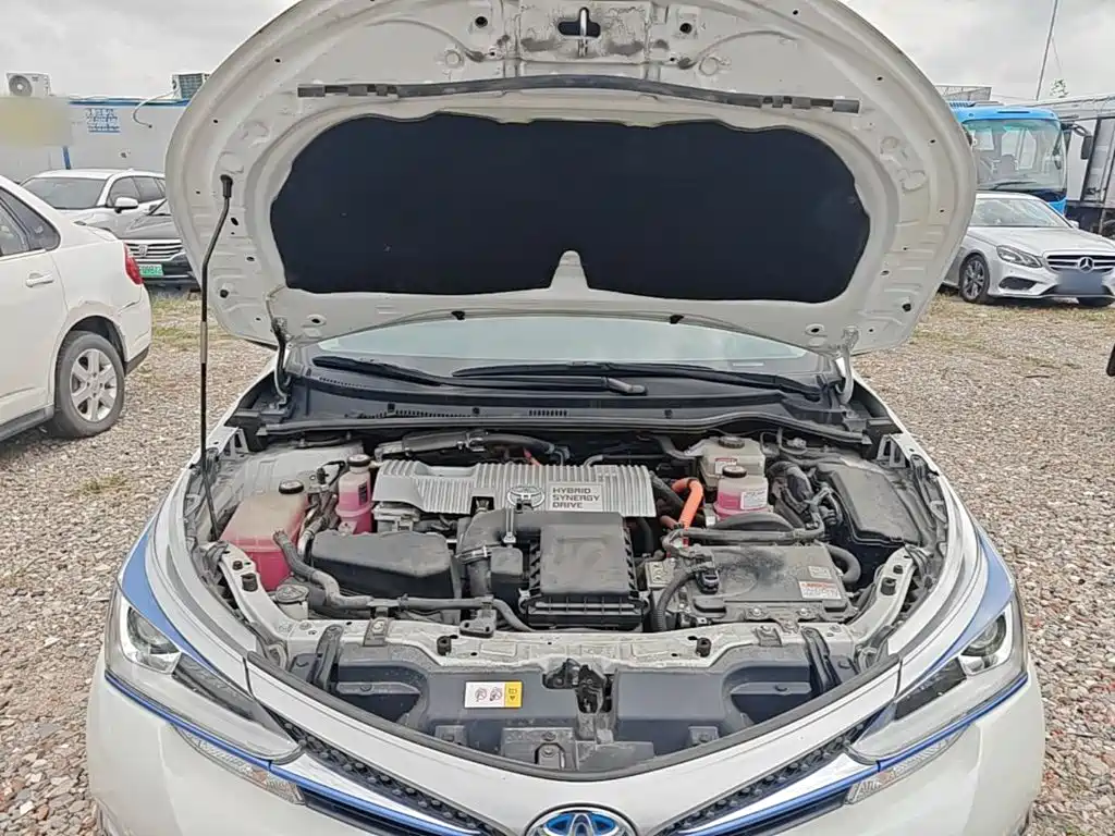 Toyota Corolla Hybrid — миниатюра 20