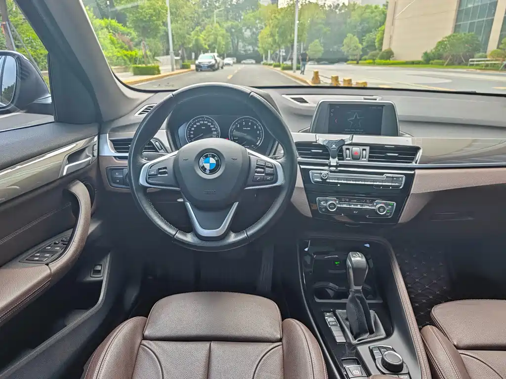 BMW X1 — миниатюра 14