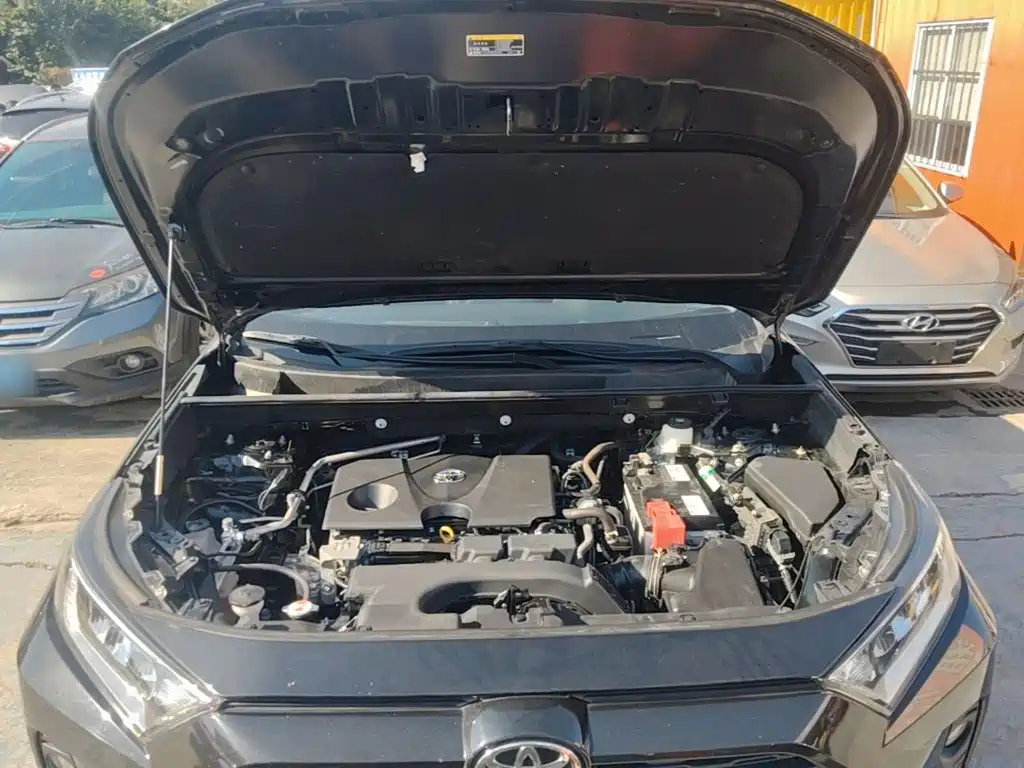Toyota RAV4 — миниатюра 16