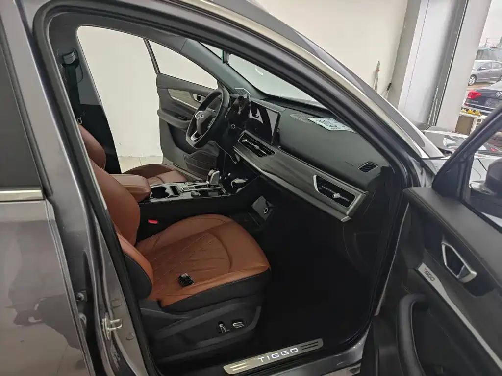 Chery Tiggo 8 — миниатюра 10