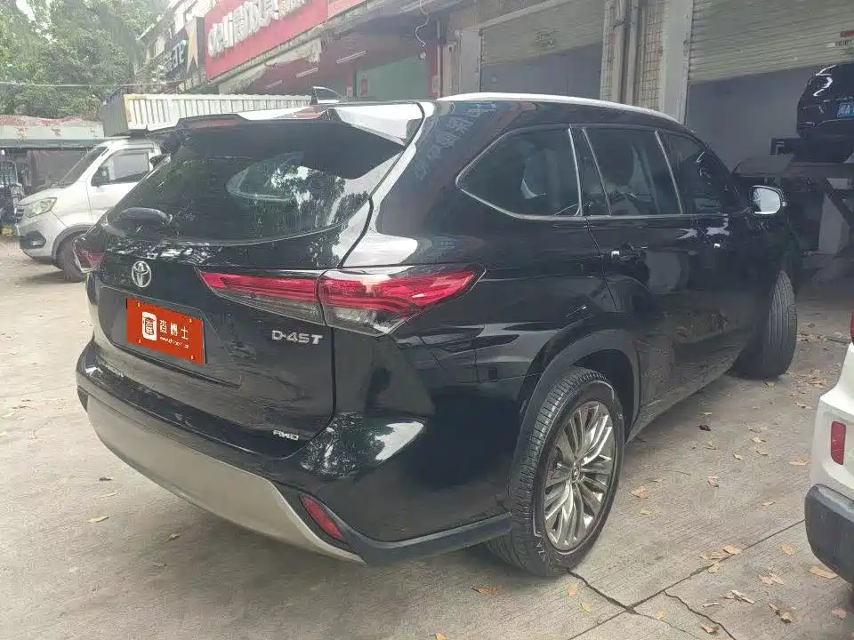 Toyota Highlander — миниатюра 16