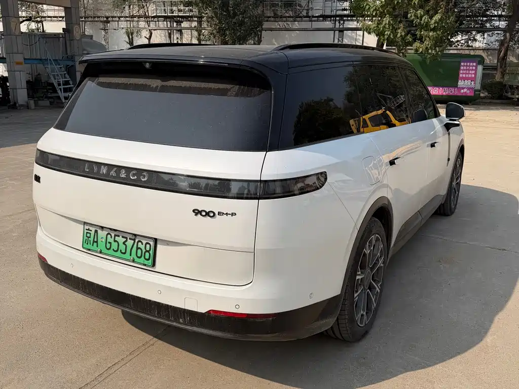 Lynk & Co 900 — миниатюра 18