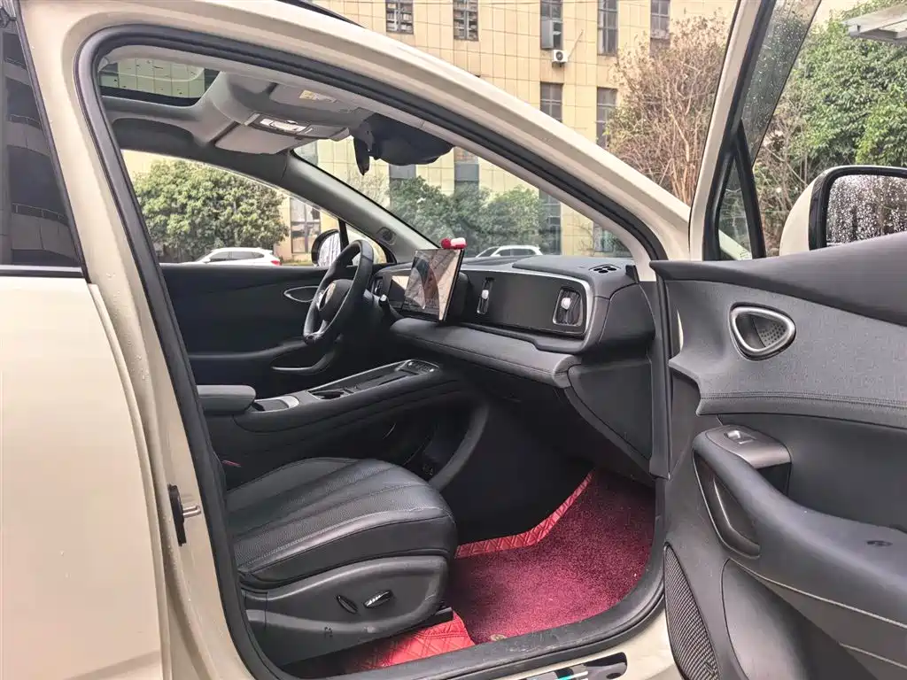 BYD 05 EV 2025 520KM