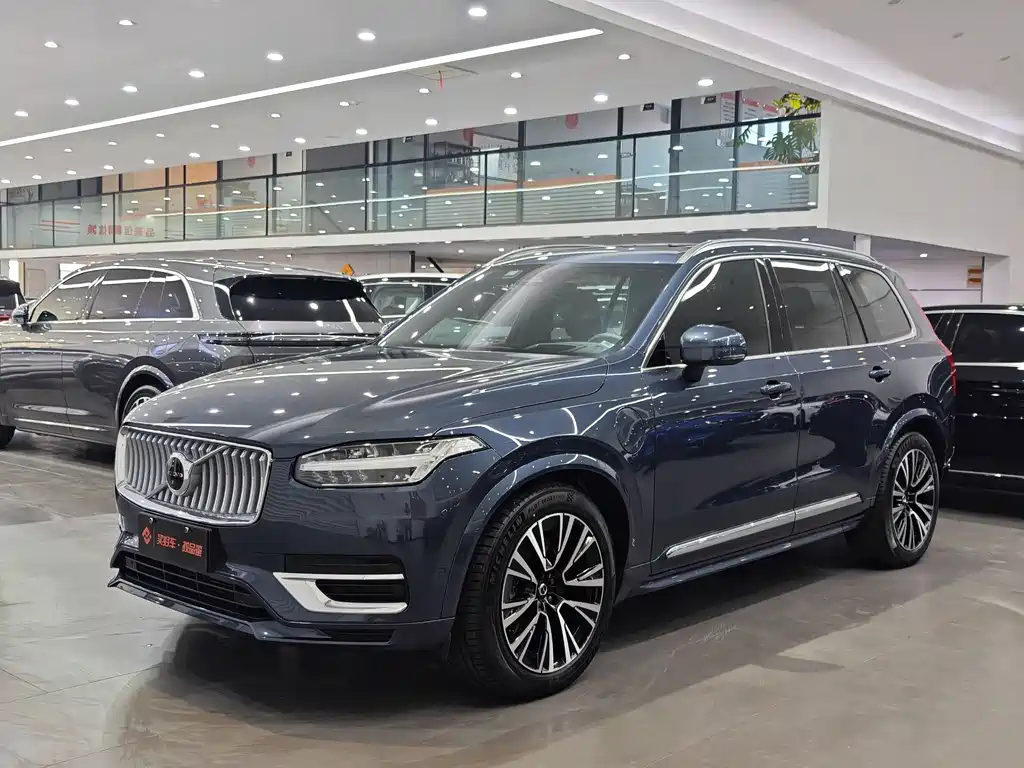 VOLVO XC90 PLUG IN HYBRID