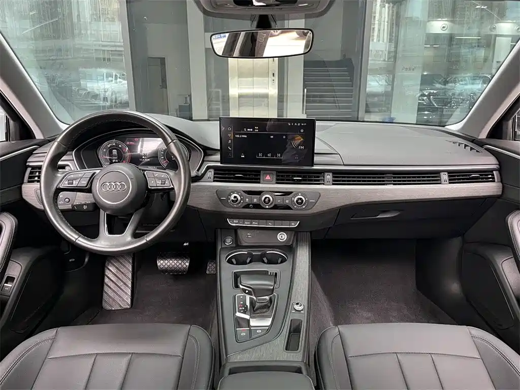 Audi A4L 2022 40 TFSI Fashion