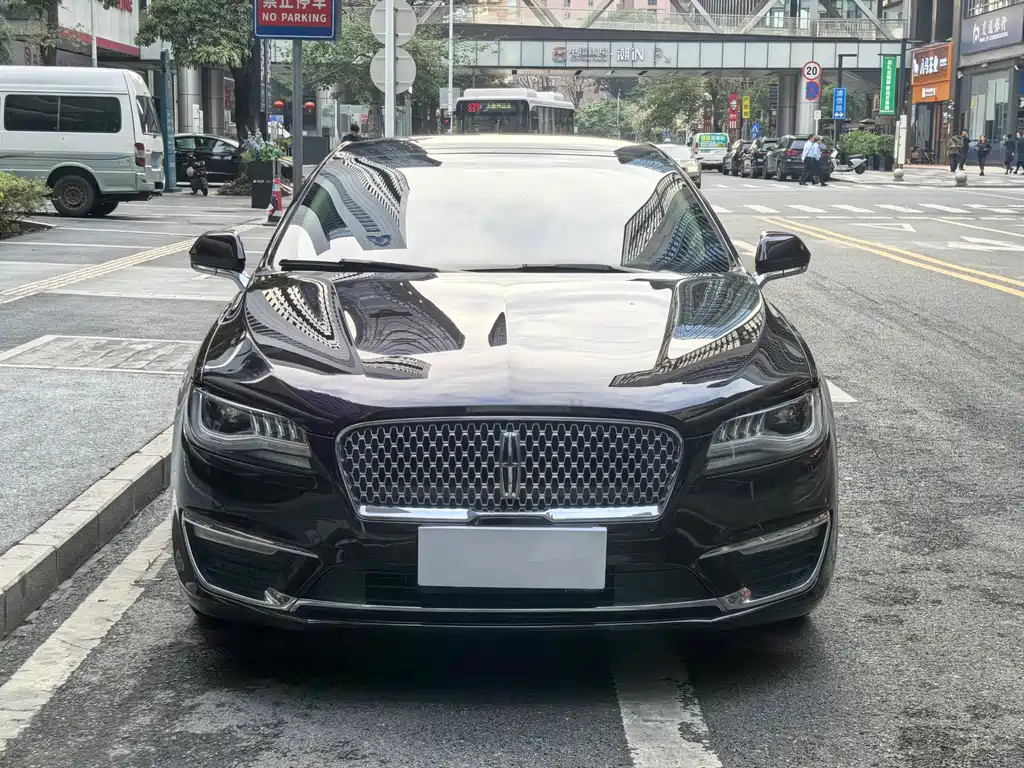 LINCOLN MKZ