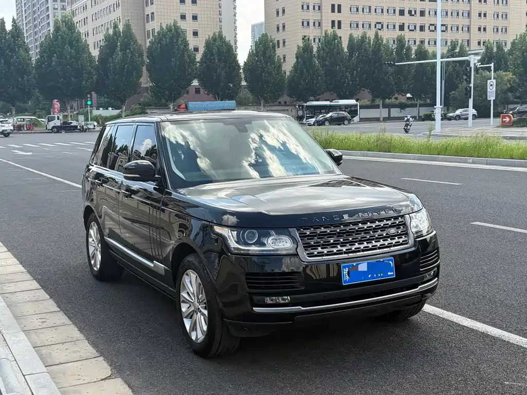 Land Rover Range Rover — миниатюра 2