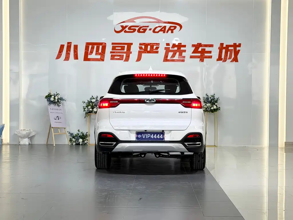 CHERY TIGGO 8