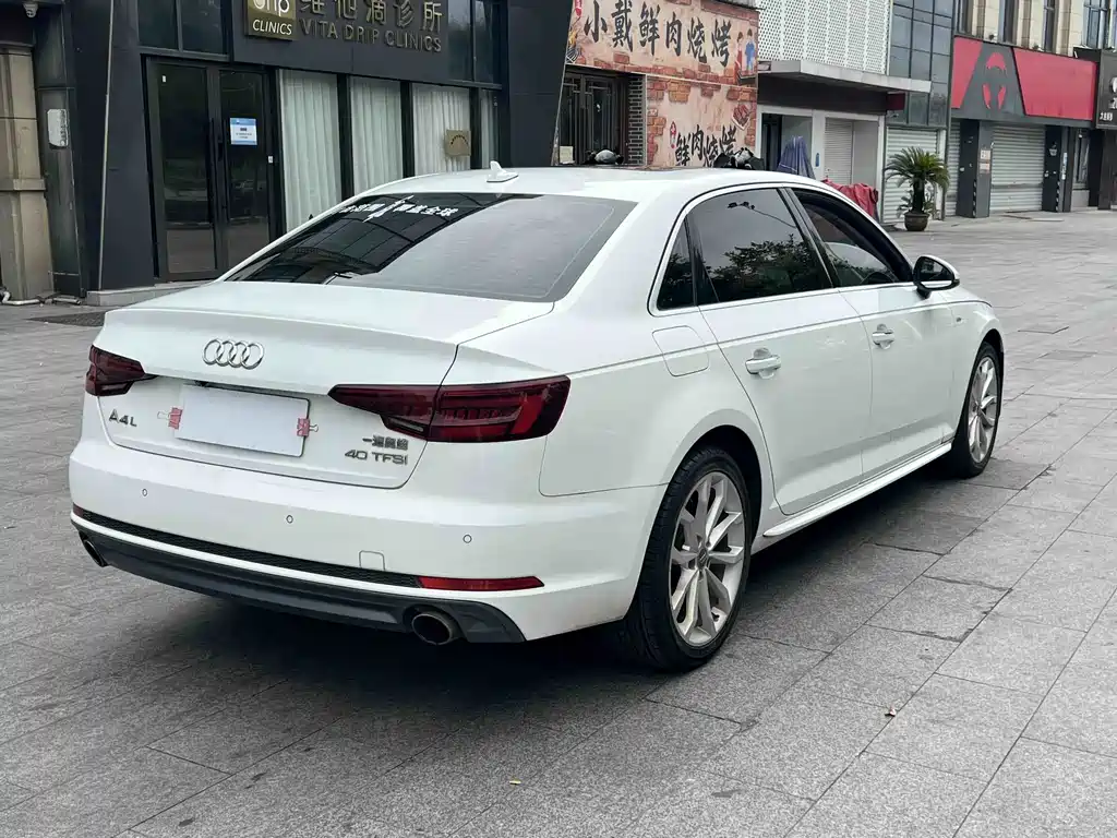 Audi A4L — миниатюра 10