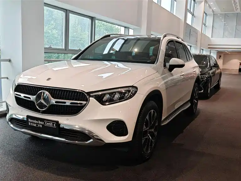 Mercedes-Benz GLC 2026