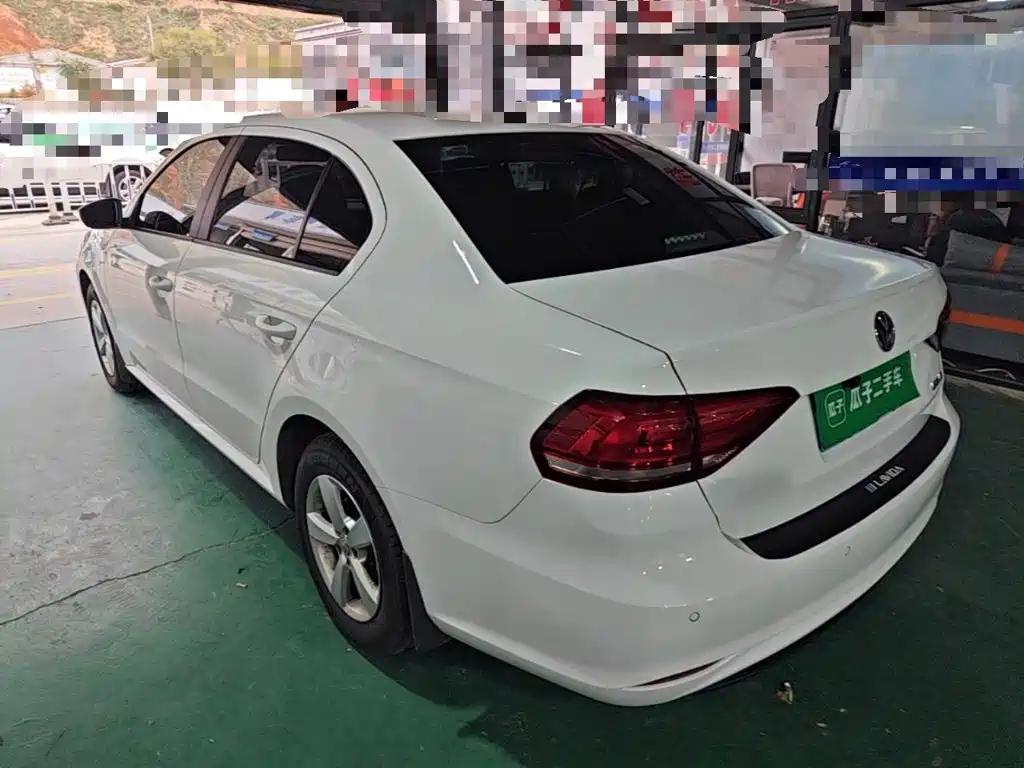 Volkswagen Lavida — миниатюра 5