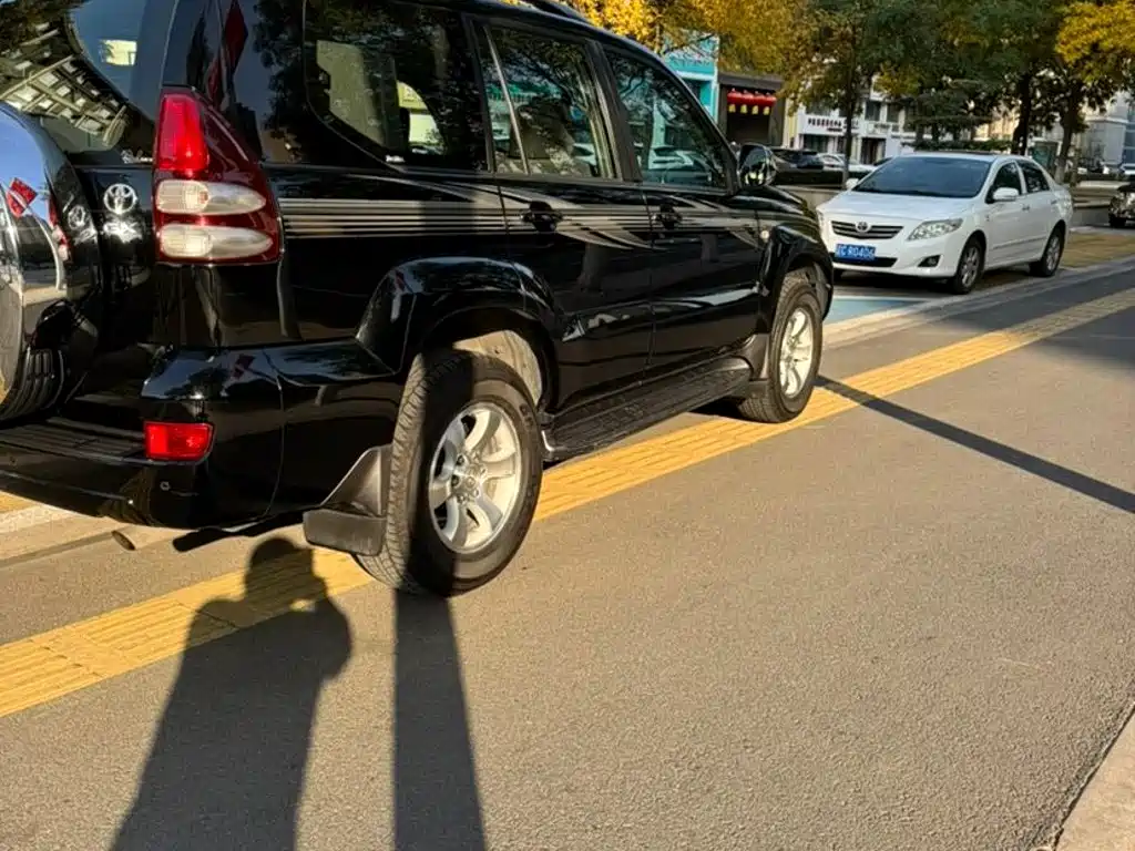 Toyota Prado (Import) — миниатюра 5