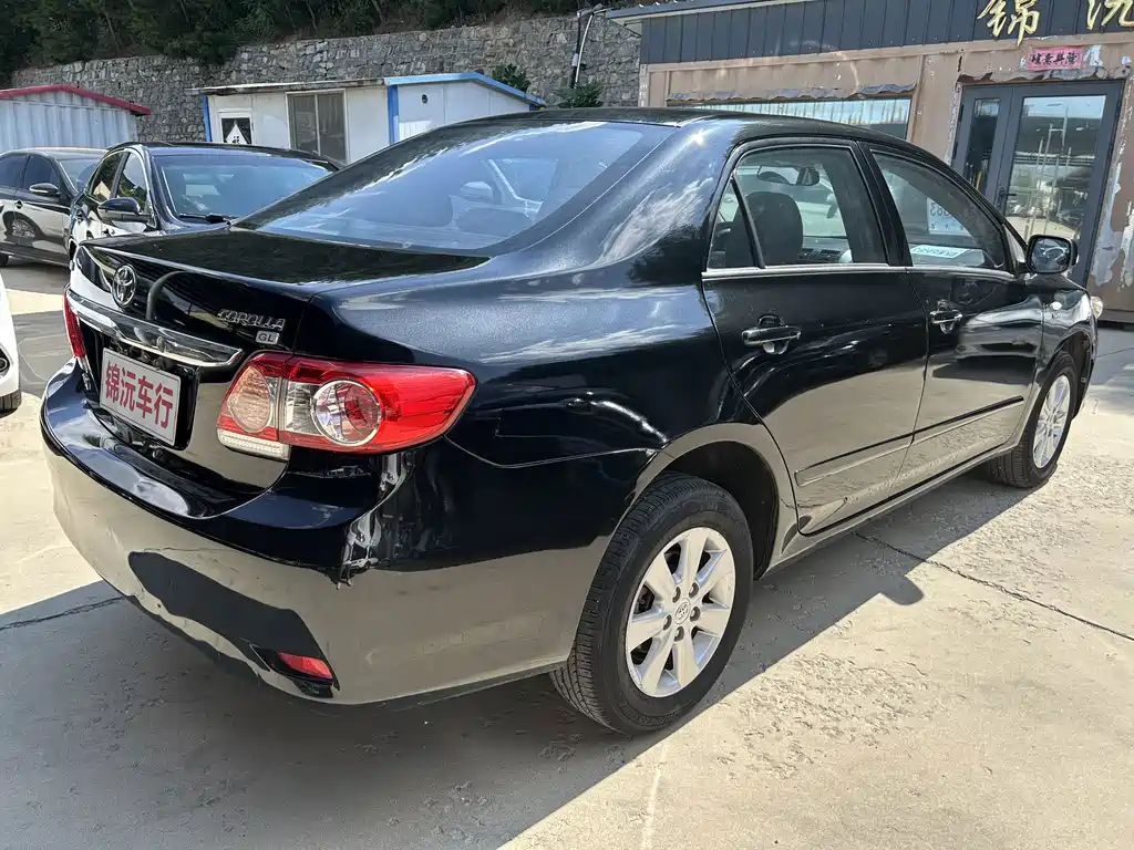 Toyota Corolla — миниатюра 7