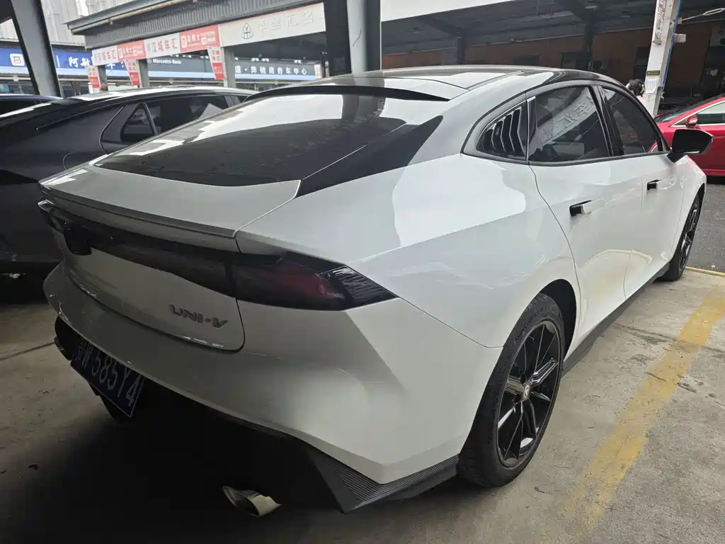 Changan UNI-V — миниатюра 18