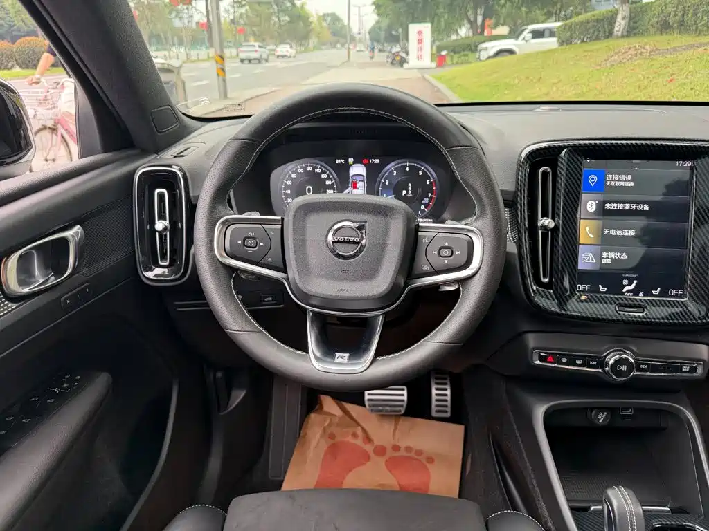 Volvo XC40 — миниатюра 14