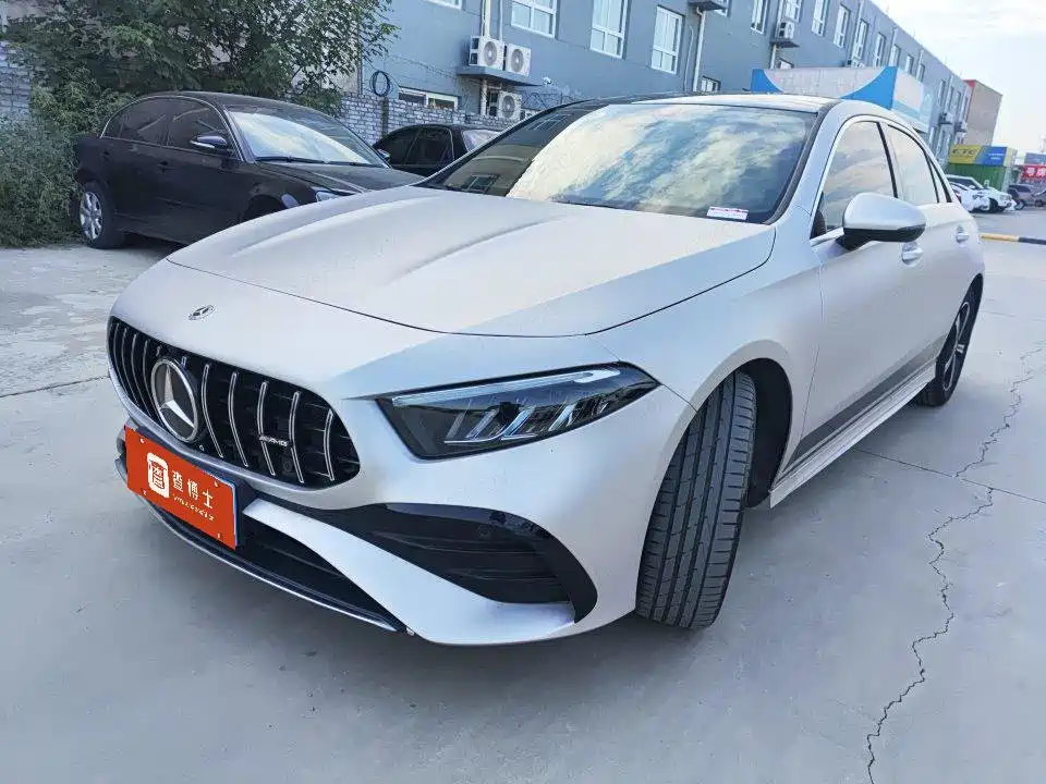 奔驰A级 2023款 A 200 L 时尚型 2023