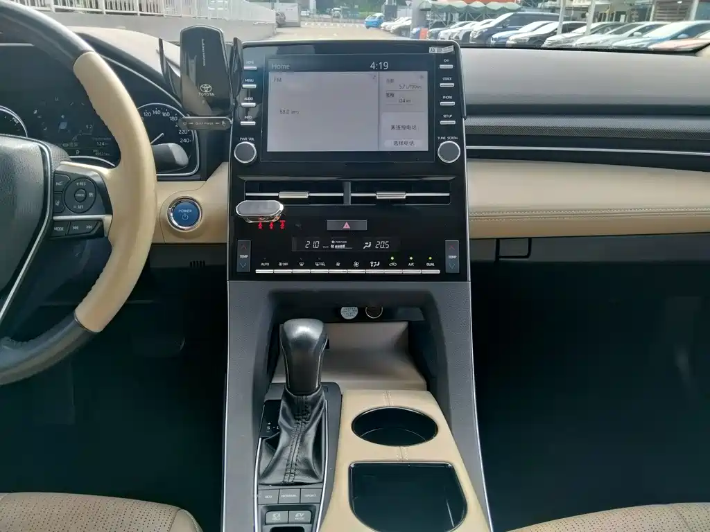 Toyota Avalon — миниатюра 11