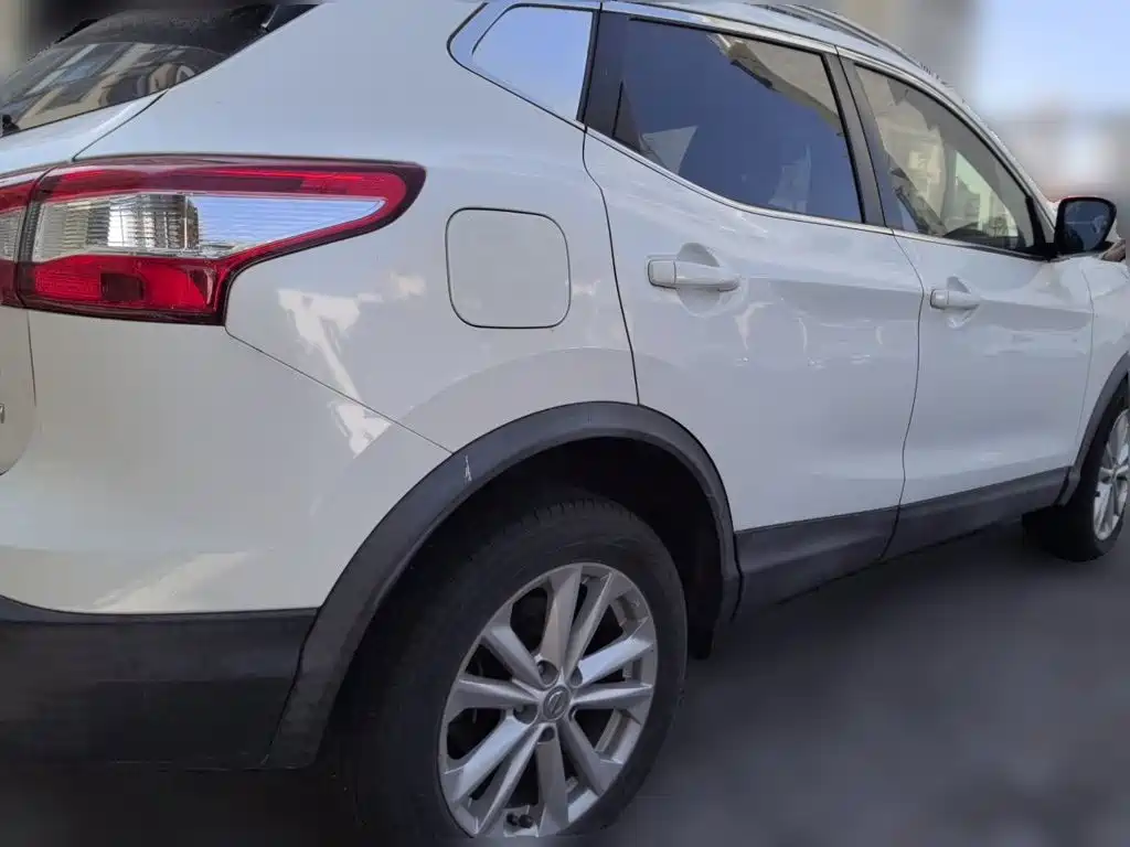 Nissan Qashqai — миниатюра 4