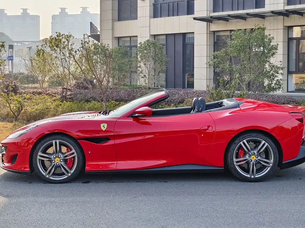 FERRARI PORTOFINO