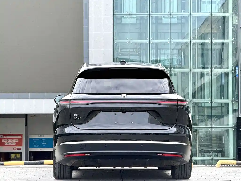 NIO ES8 — миниатюра 8