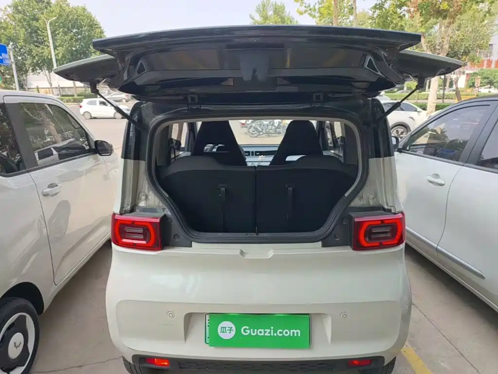 Wuling MINIEV — миниатюра 19