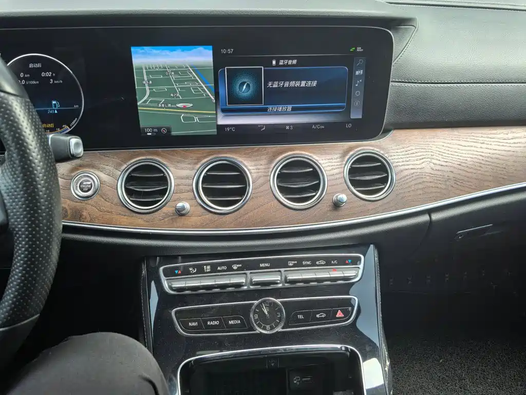 Mercedes-Benz E-Class E 2017 E 200 L 4MATIC