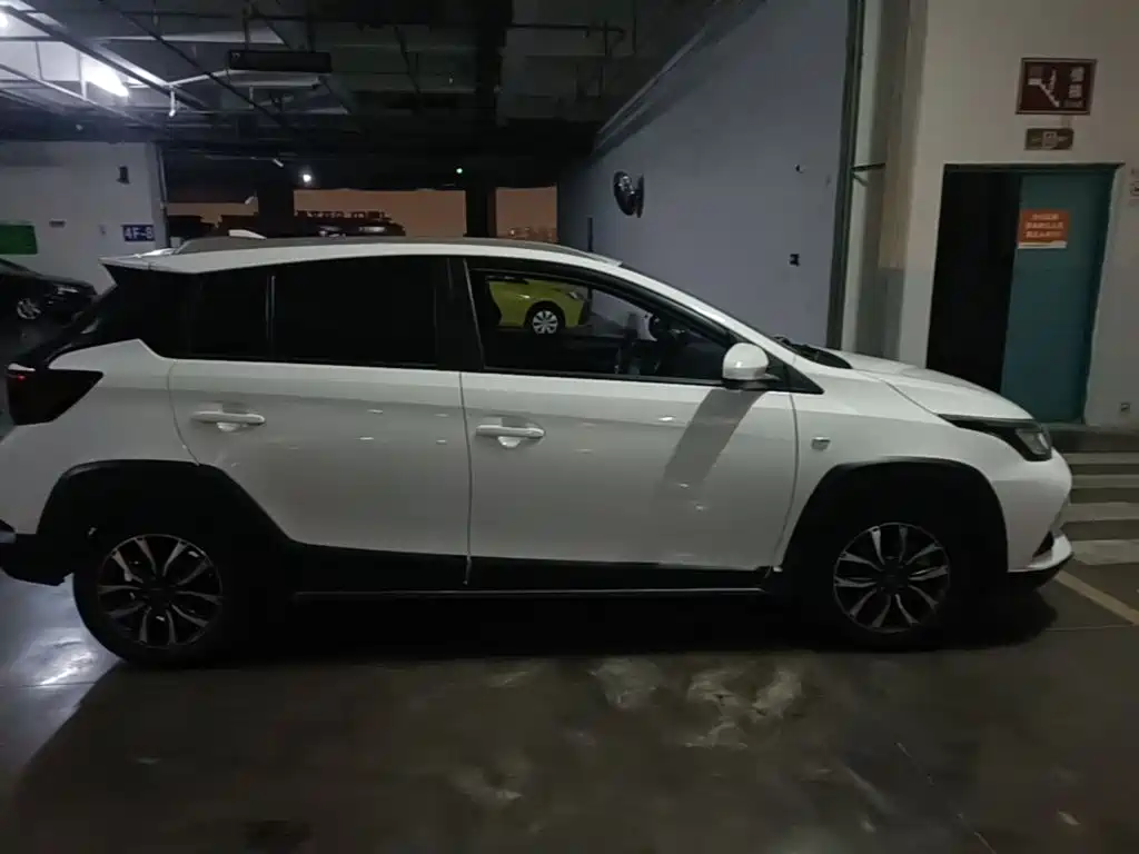 Toyota Yaris L — миниатюра 26