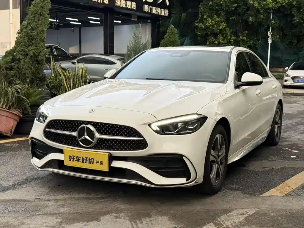 Mercedes-Benz C-Class 2022
