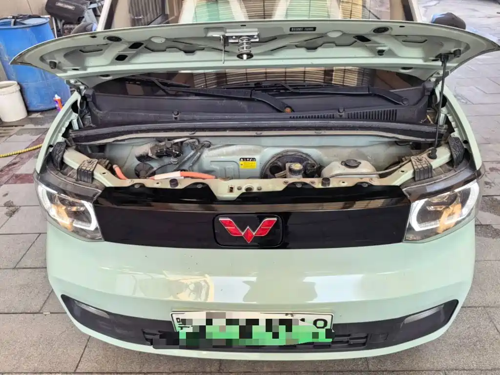Wuling MINIEV — миниатюра 20