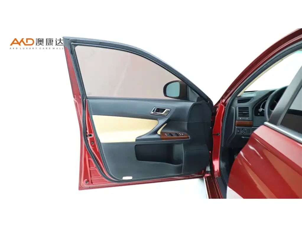 Toyota Reiz — миниатюра 10