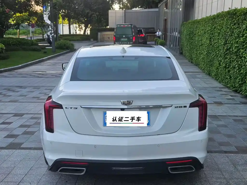 Cadillac CT5 — миниатюра 4