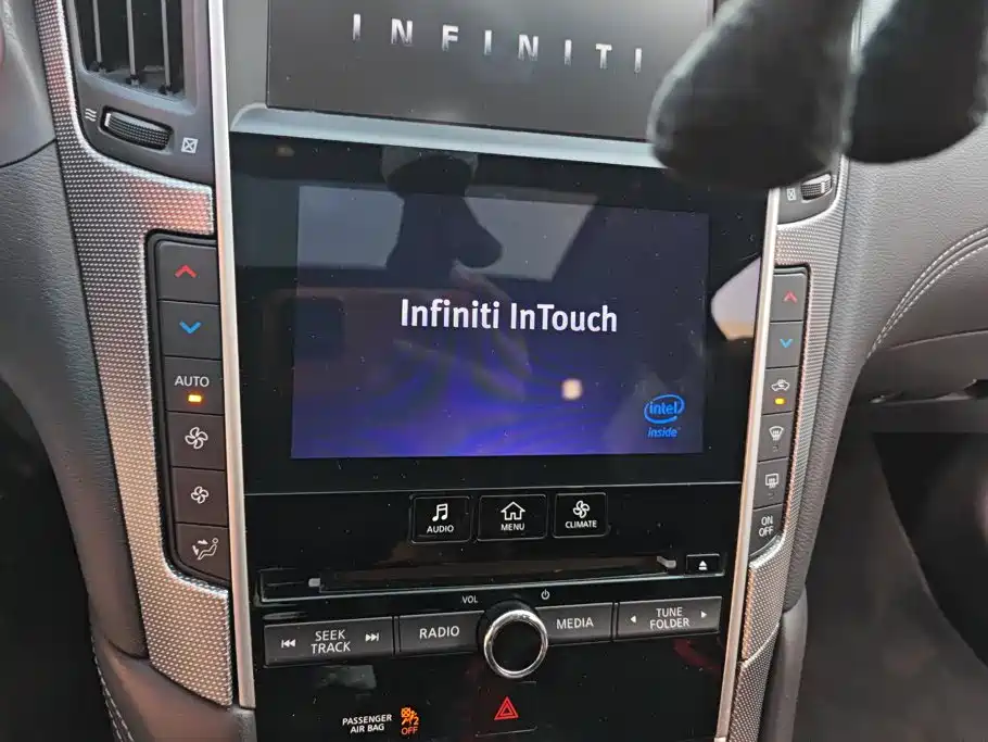 Infiniti Q50L — миниатюра 13