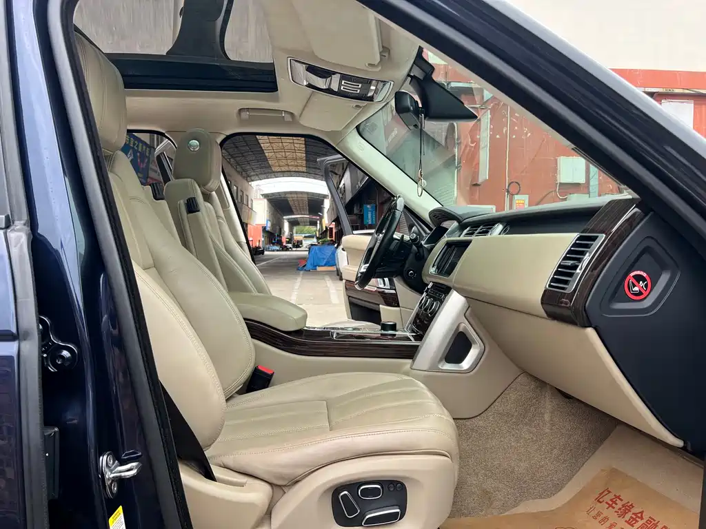 Land Rover Range Rover 2015 3.0 TDV6 Vogue