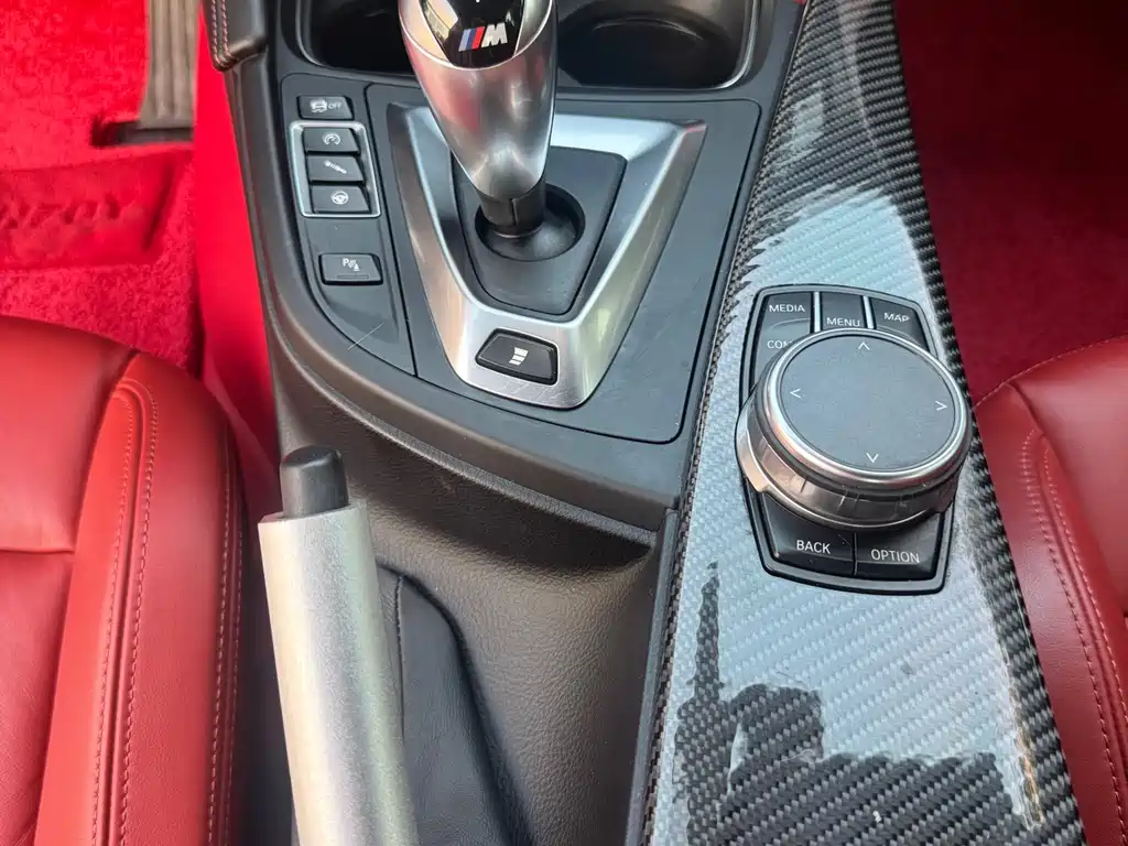 BMW M4 — миниатюра 18