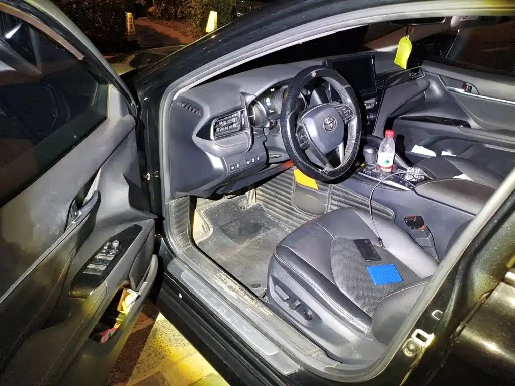 Toyota Camry — миниатюра 14
