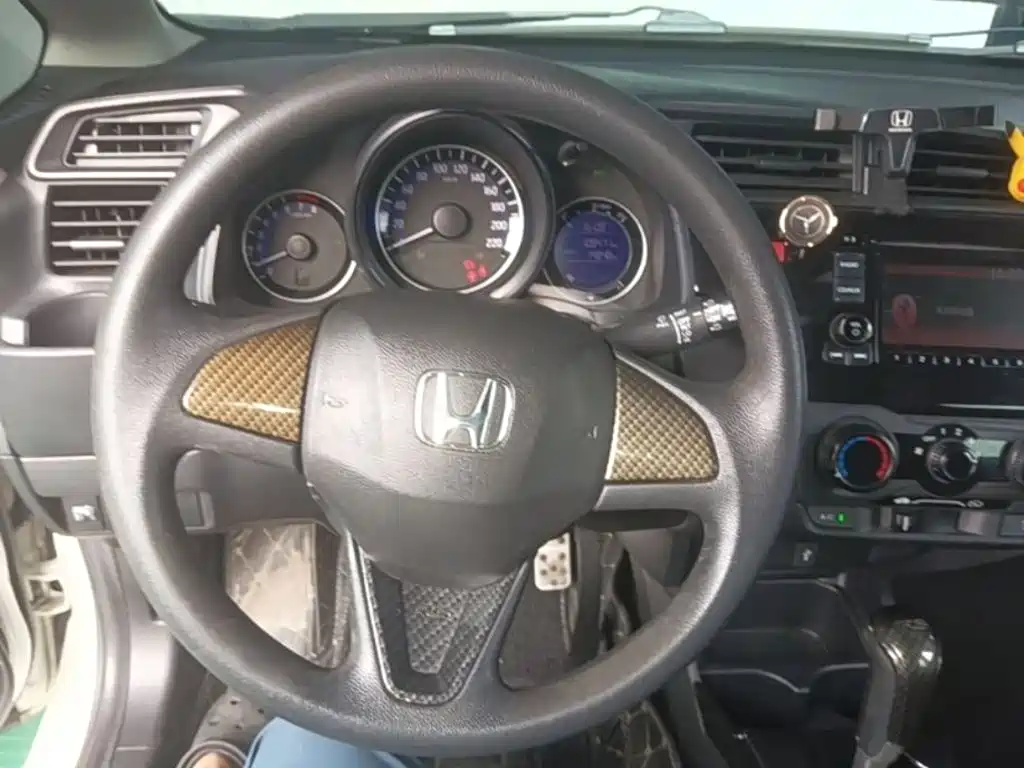 Honda Fit — миниатюра 11