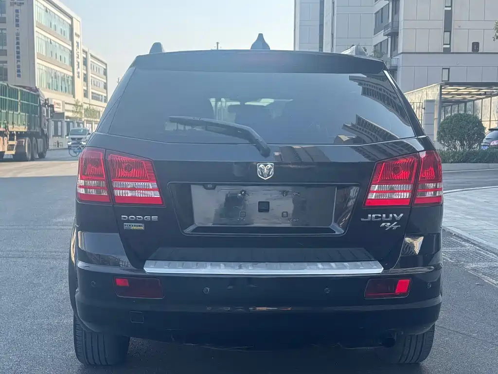 Dodge Journey — миниатюра 4
