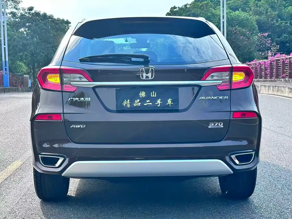 Honda Avancier — миниатюра 6