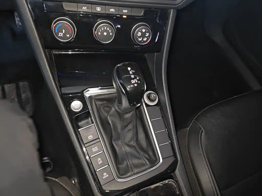 Volkswagen Sagitar — миниатюра 14