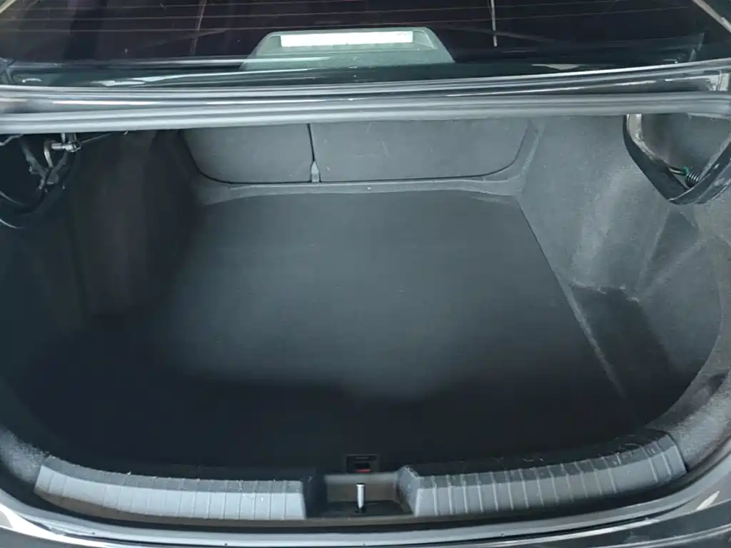 Volkswagen Sagitar — миниатюра 19