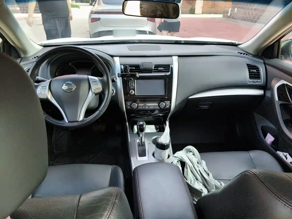 Nissan Teana — миниатюра 13