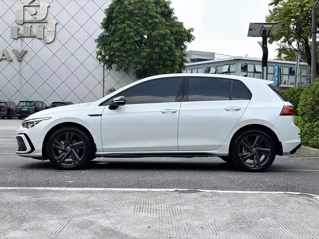 Volkswagen Golf — миниатюра 6