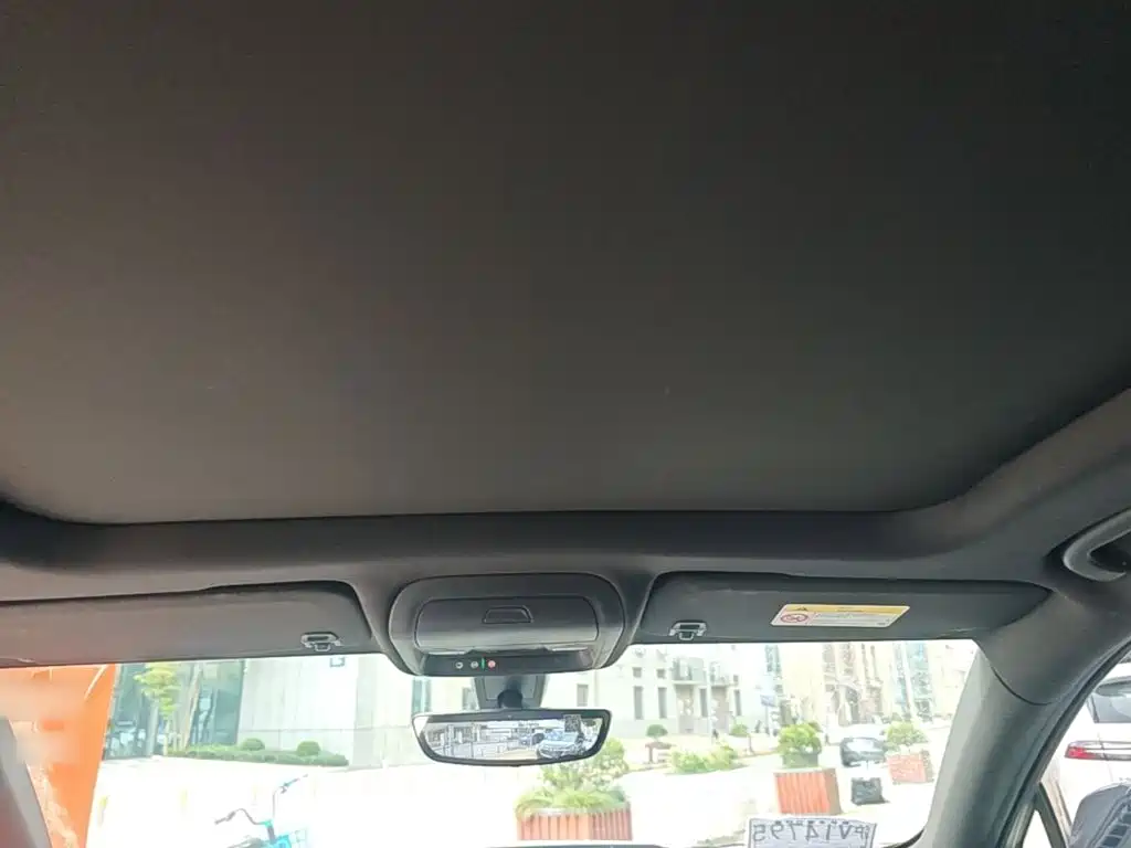 Cadillac XT4 — миниатюра 18