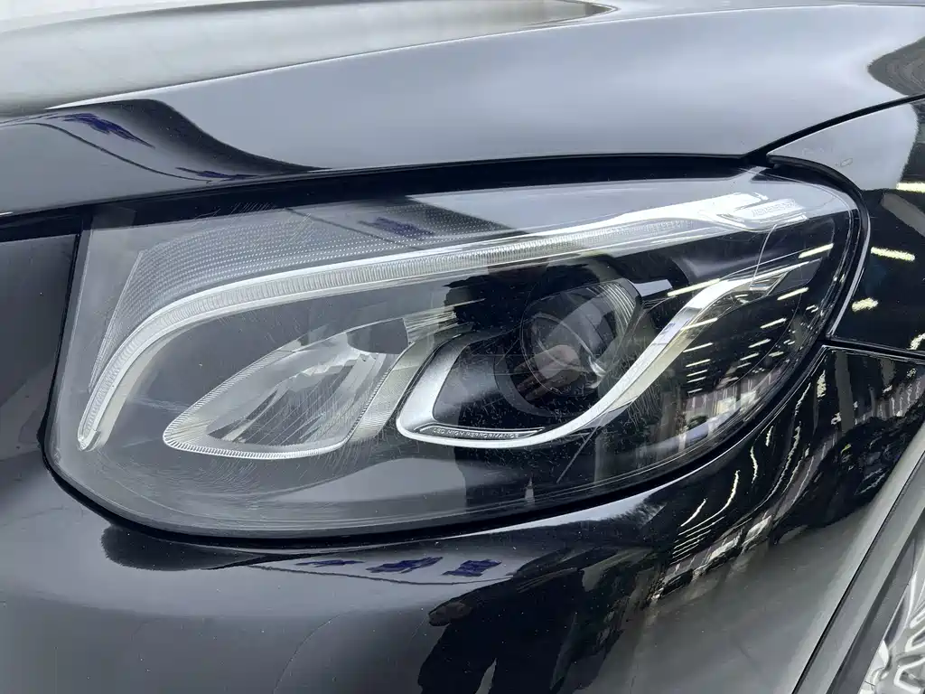 Mercedes-Benz GLC — миниатюра 10
