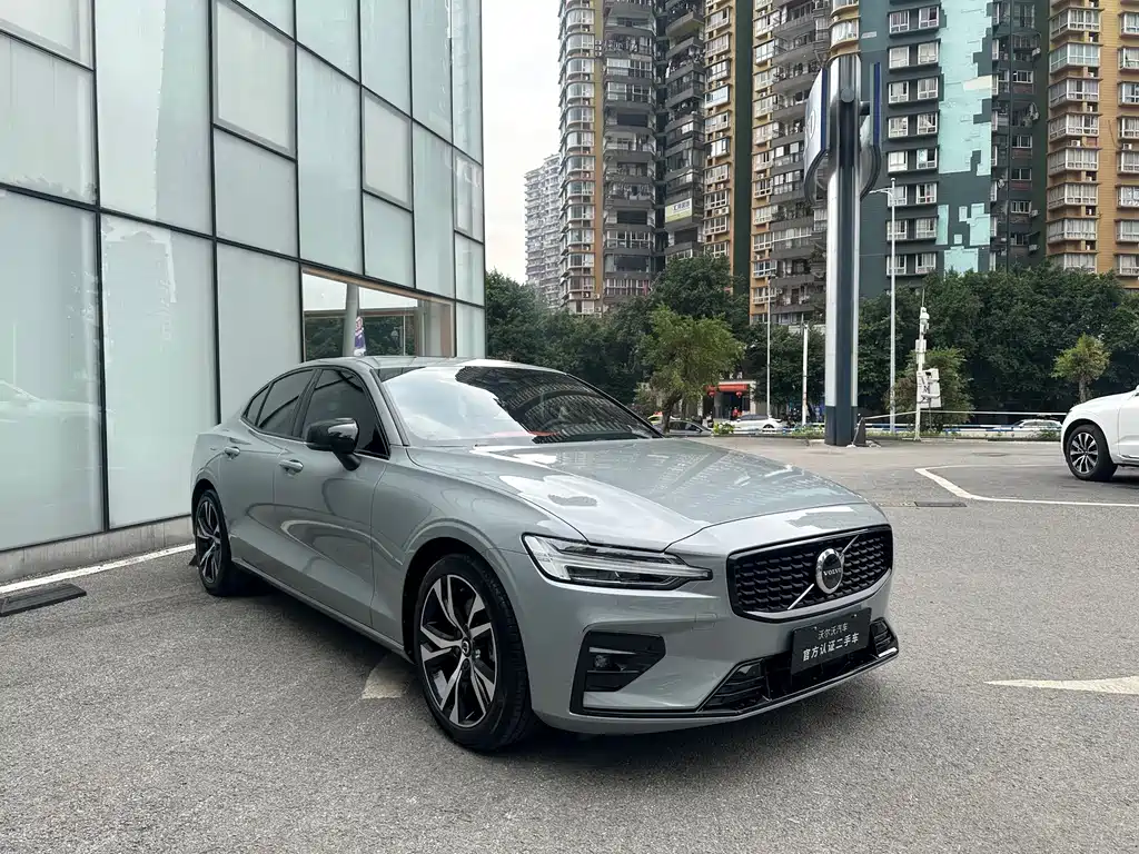 Volvo S60 — миниатюра 3