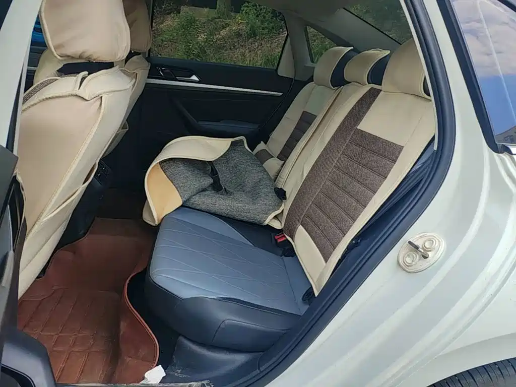 Volkswagen Lavida — миниатюра 17