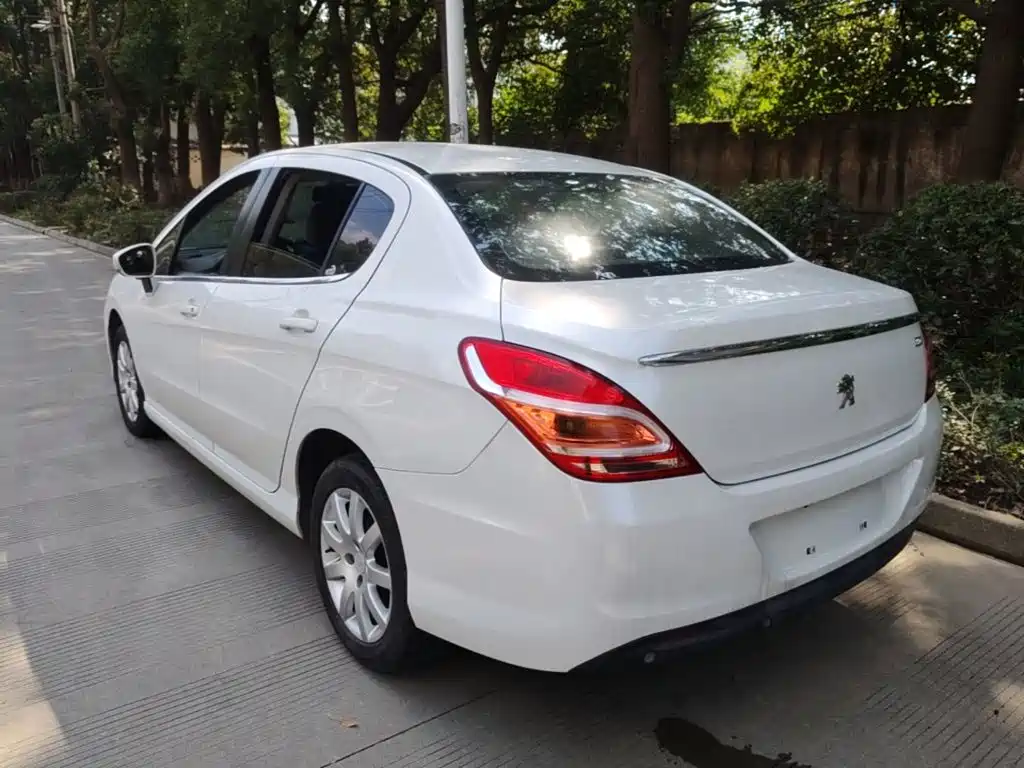 Peugeot 308 — миниатюра 5