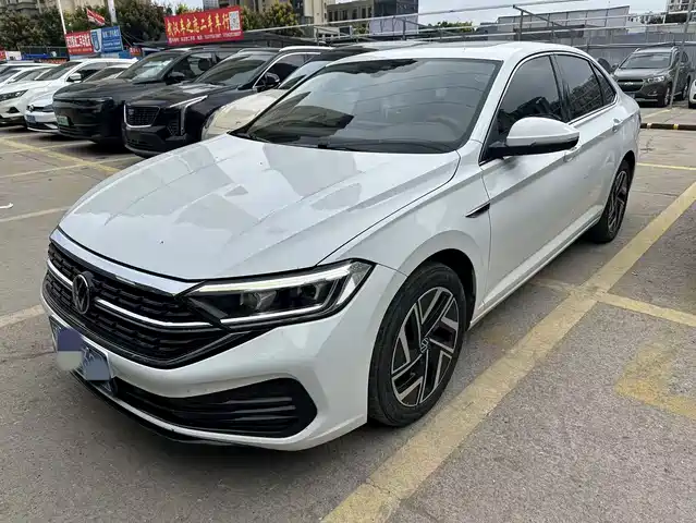 VOLKSWAGEN SAGITAR 2023